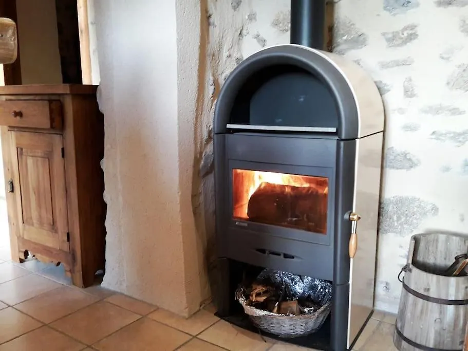Holiday home Grange En Pierres. Grand Jardin Et Belle Vue Villa Saurat